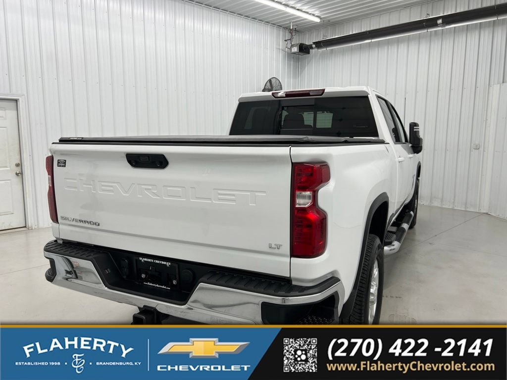 Used 2025 Chevrolet Silverado 2500 LT AWD/4WD image 3