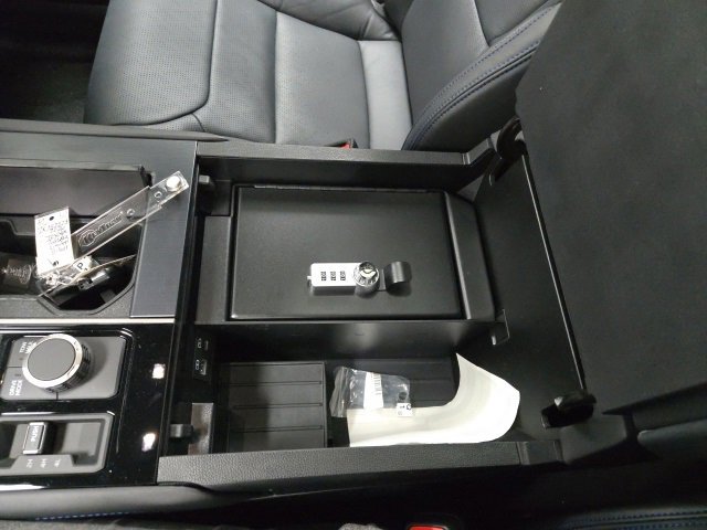 New 2026 Toyota Sequoia Platinum image 34