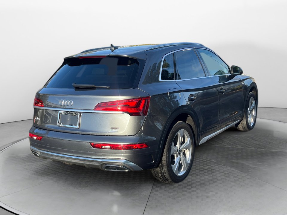 Used 2023 Audi Q5 2.0T Premium Plus w/ Premium Plus Package image 7