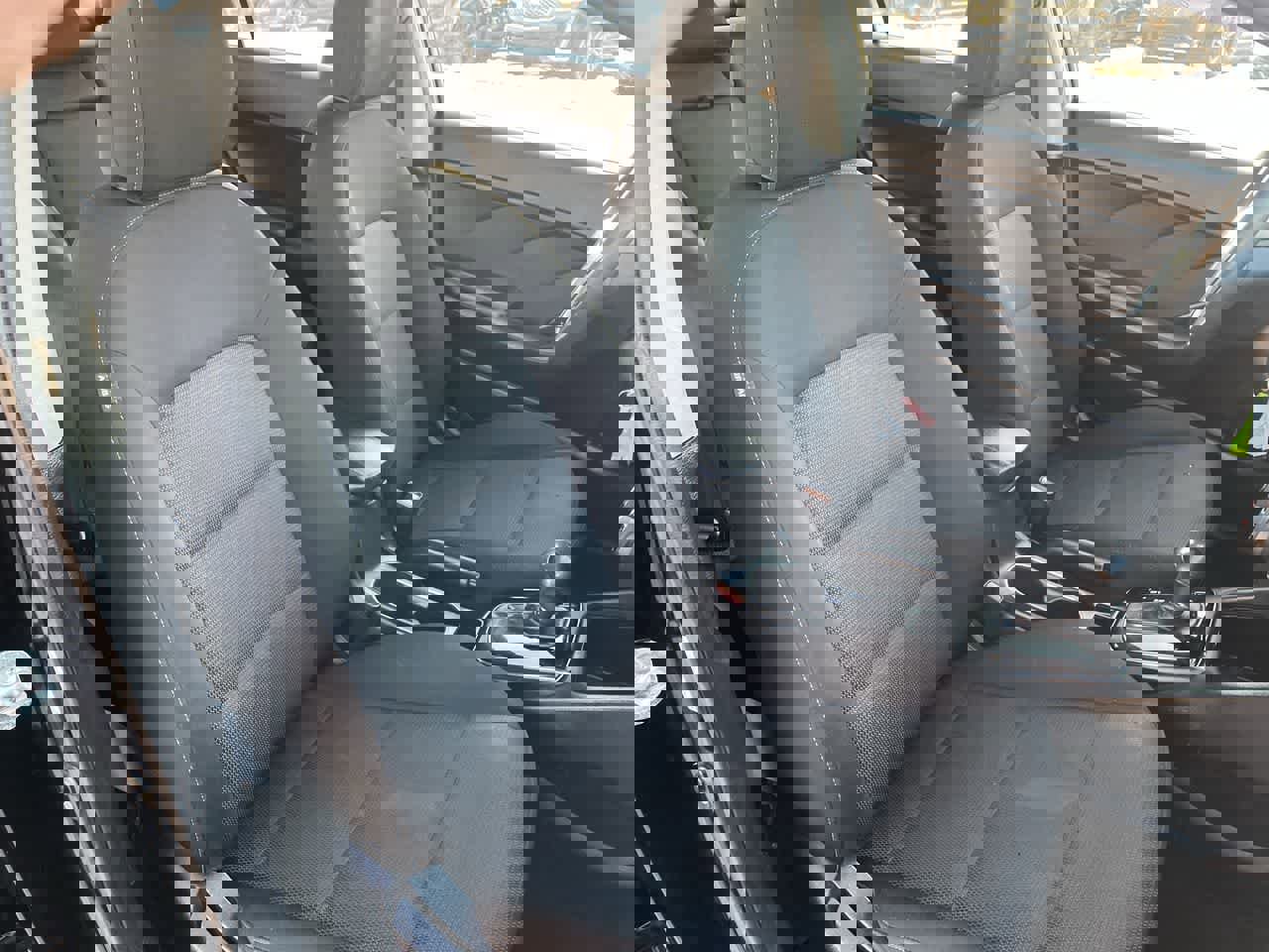 Used 2017 Kia Forte LX image 14