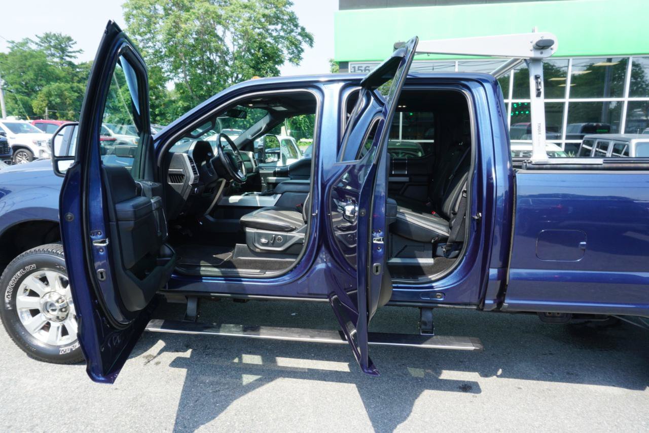 Used 2019 Ford F350 Platinum w/ Platinum Ultimate Package AWD/4WD image 17