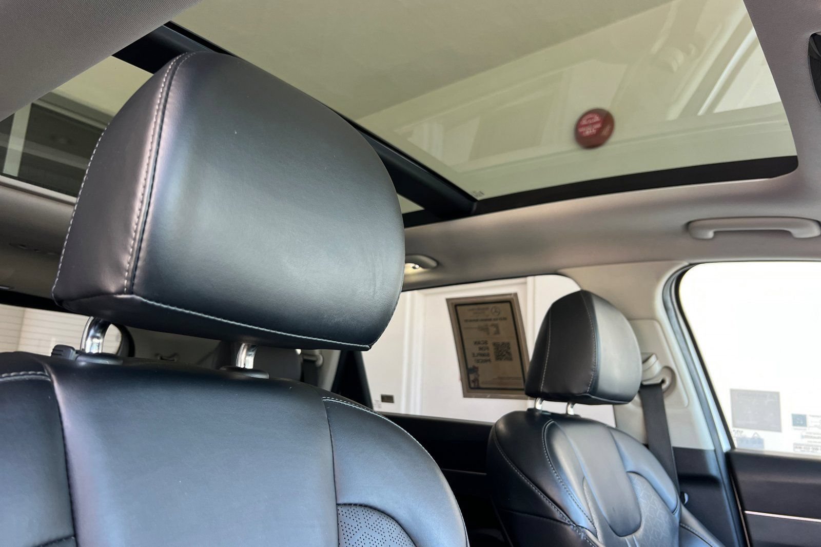 Used 2023 Kia Sorento EX w/ Panoramic Sunroof Package FWD image 19