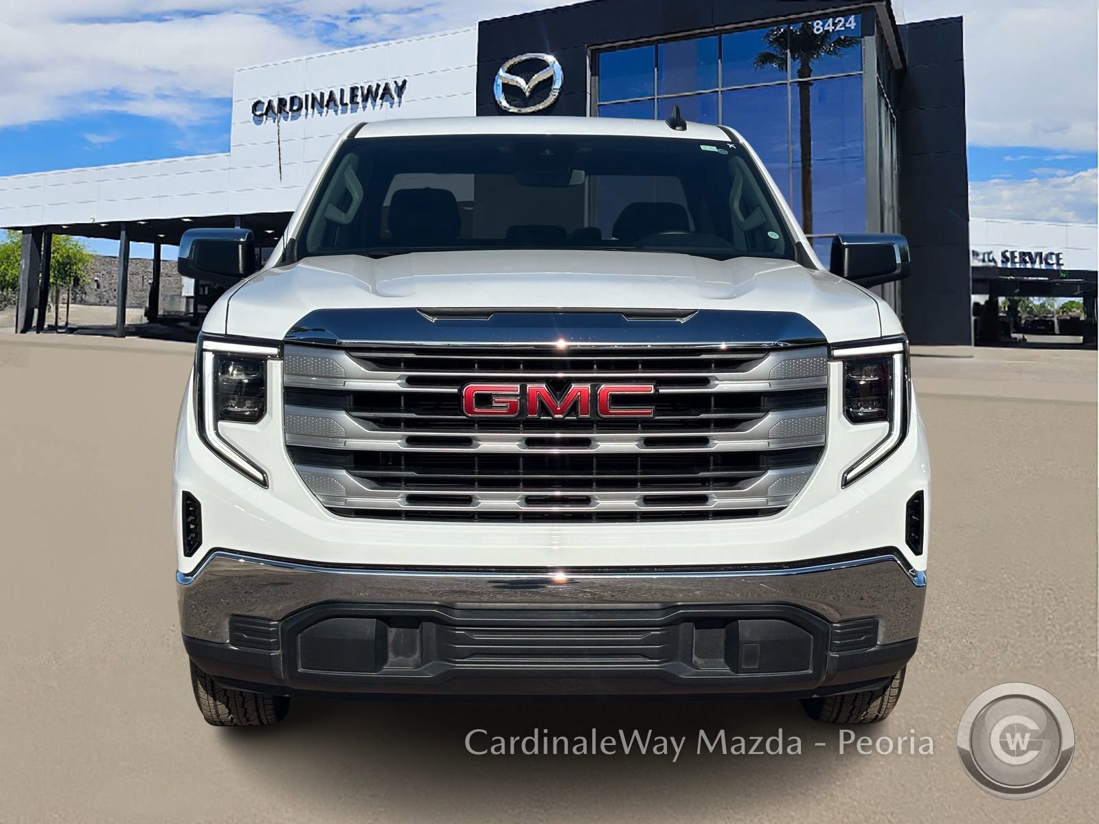 Used 2025 GMC Sierra 1500 SLE image 11