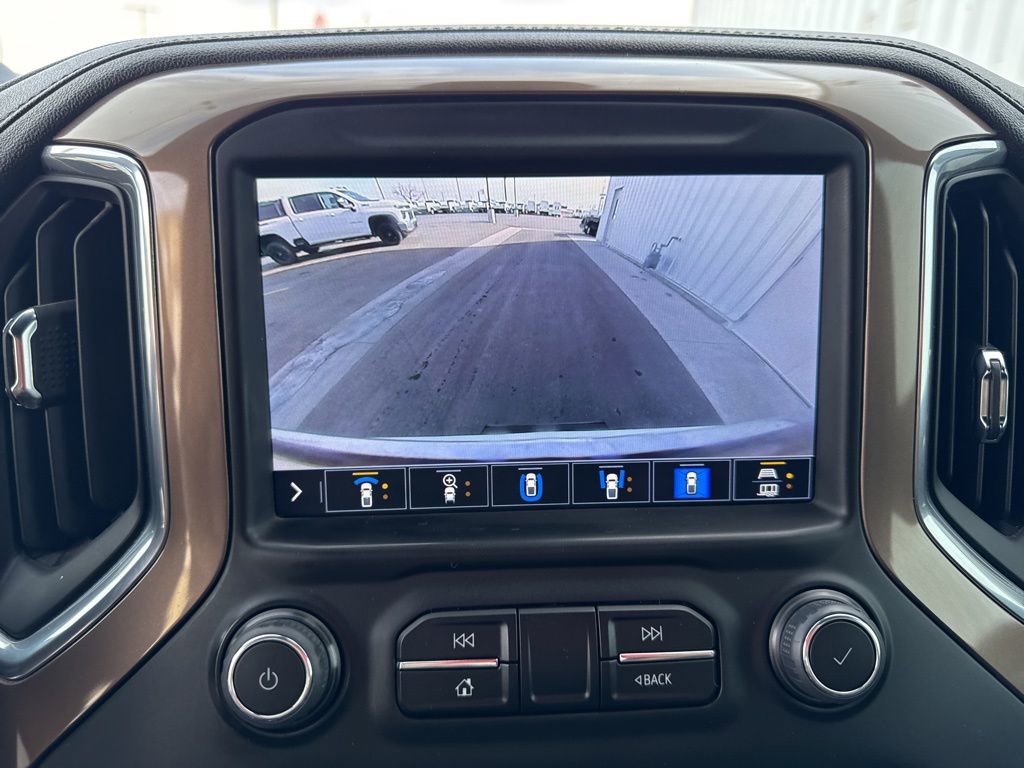 Used 2023 Chevrolet Silverado 3500 High Country w/ Z71 Off-Road Package image 30