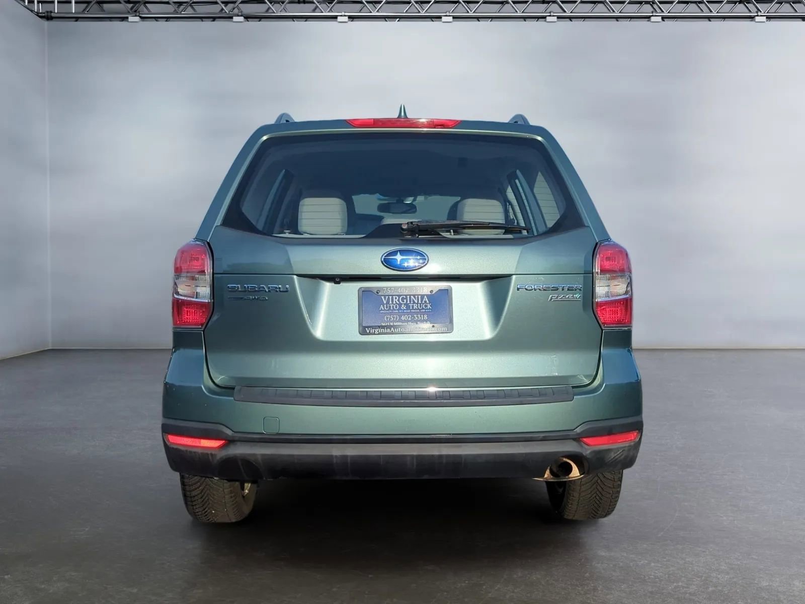 Used 2016 Subaru Forester 2.5i w/ Alloy Wheel Package image 9