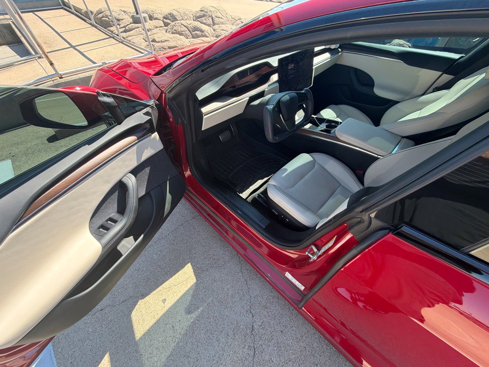 Used 2021 Tesla Model S Plaid AWD/4WD image 7