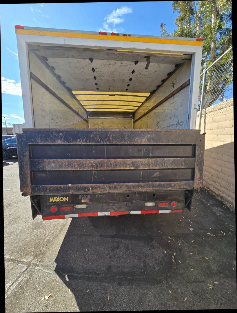 Used 2012 GMC Savana 3500 RWD image 6