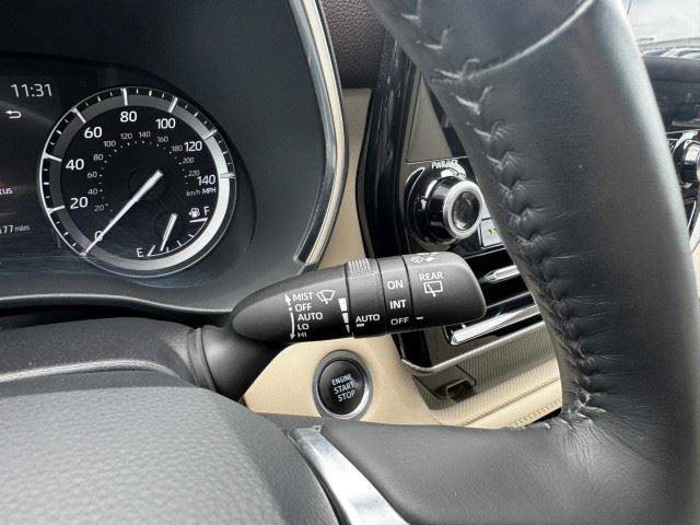 Used 2021 Toyota Highlander Platinum AWD/4WD image 24