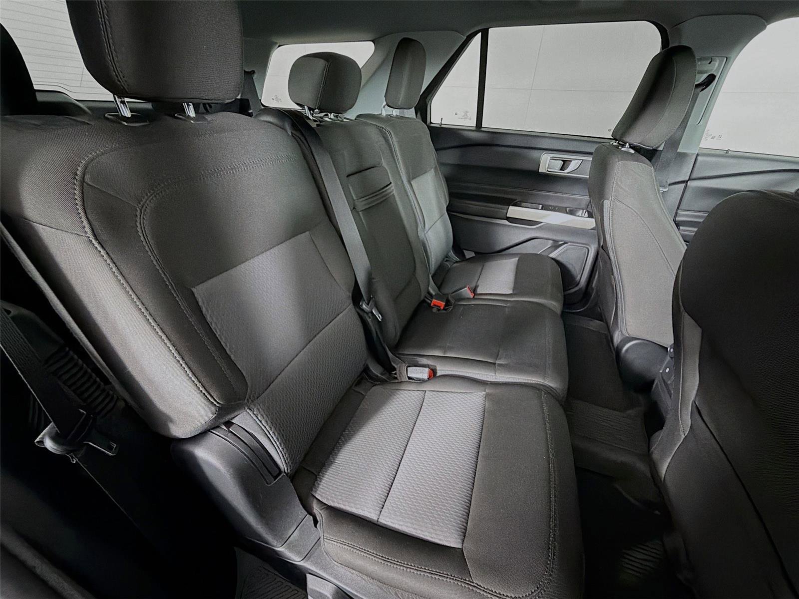 Used 2022 Ford Explorer XLT AWD/4WD image 27