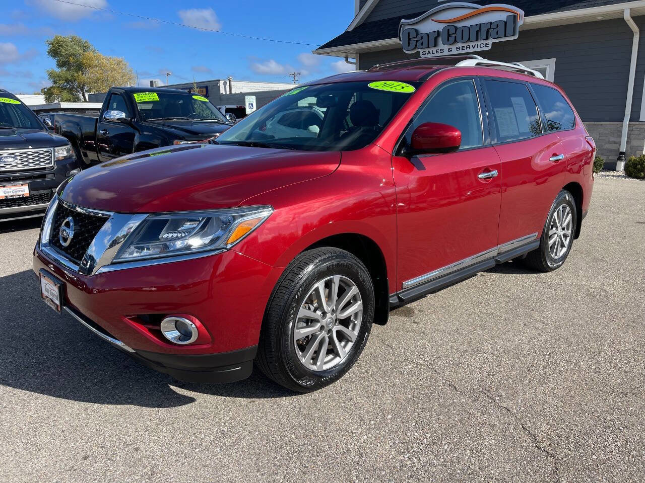 Used 2015 Nissan Pathfinder SL w/ SL Tech Package