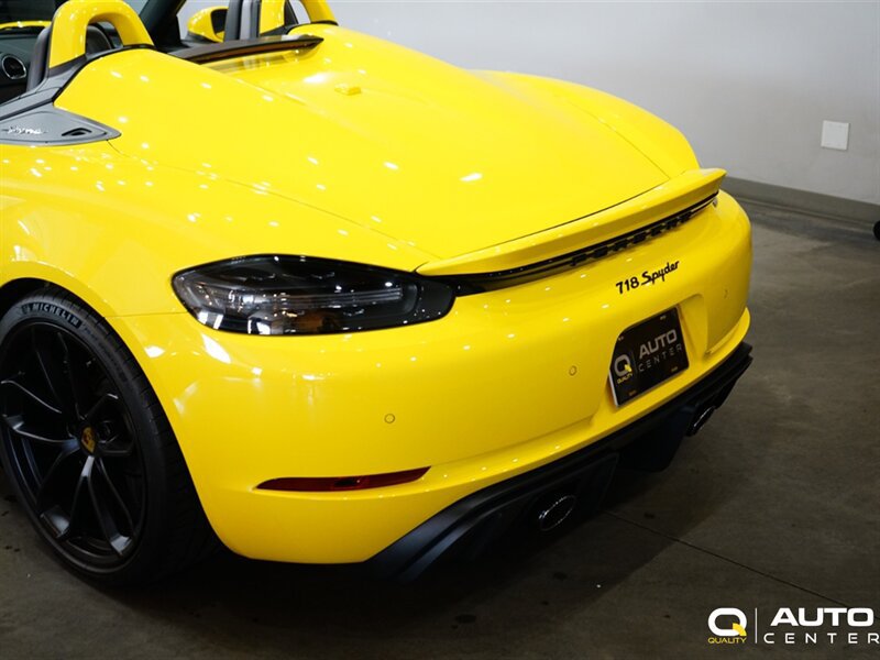 Used 2020 Porsche 718 Boxster Spyder RWD image 8