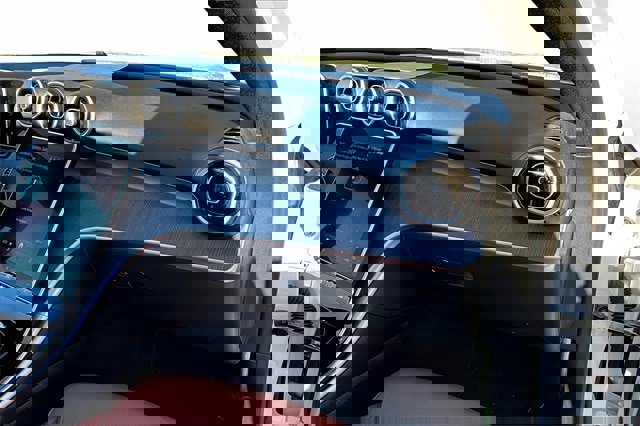 Certified 2025 Mercedes-Benz C 300 4MATIC Sedan image 30