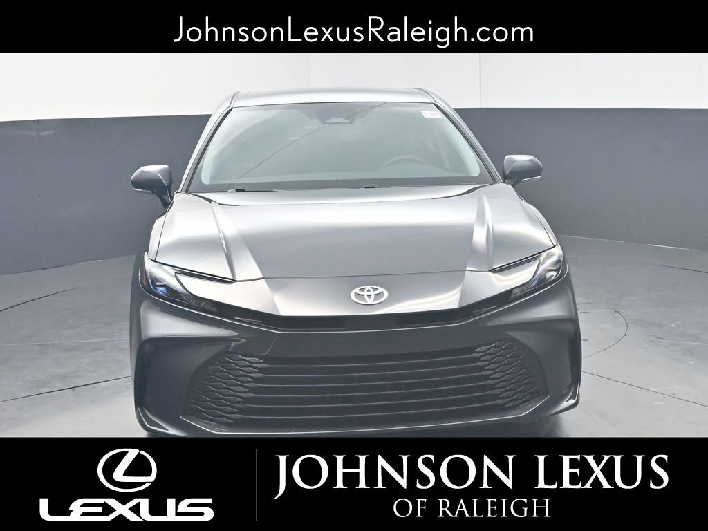 Used 2025 Toyota Camry Hybrid image 4