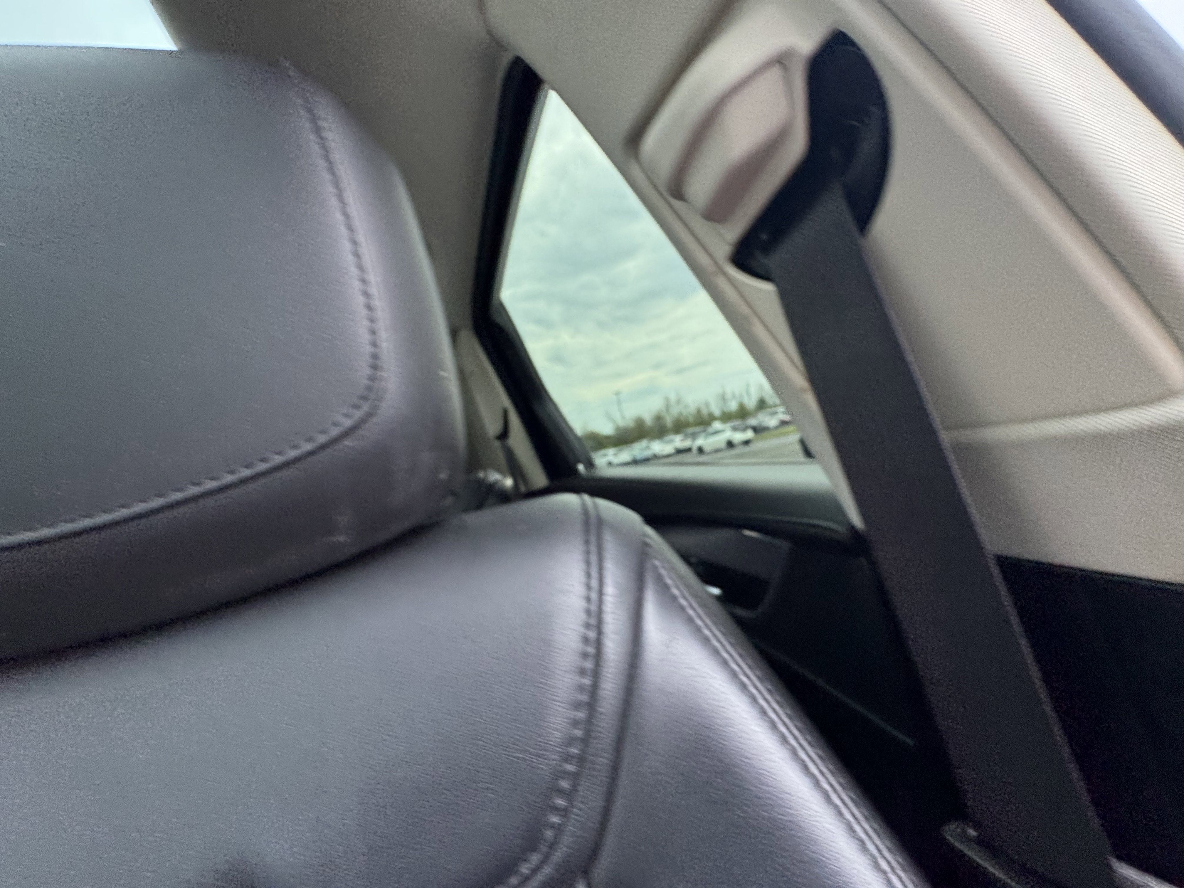 Used 2017 Cadillac XT5 Luxury w/ Driver Awareness Package image 30