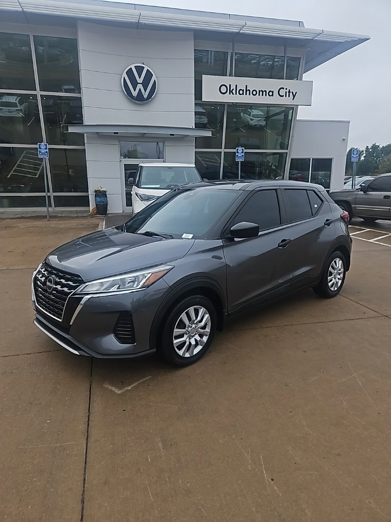 Used 2022 Nissan Kicks S