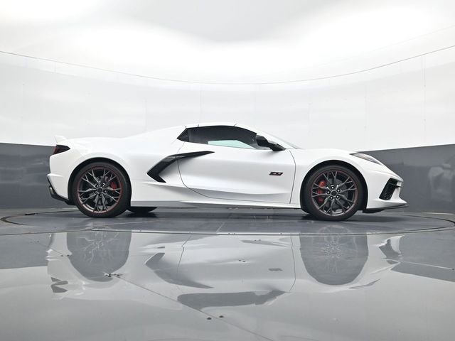 Used 2023 Chevrolet Corvette Stingray Premium Conv w/ Z51 Performance Package RWD image 27
