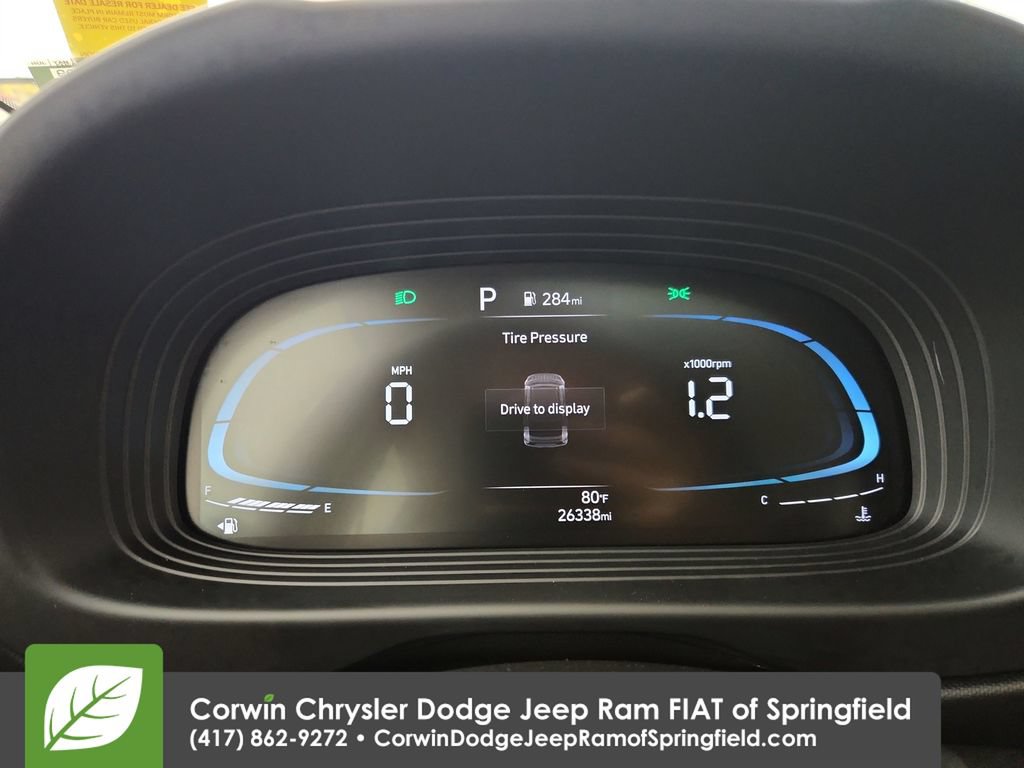 Used 2025 Hyundai Venue SEL FWD image 23
