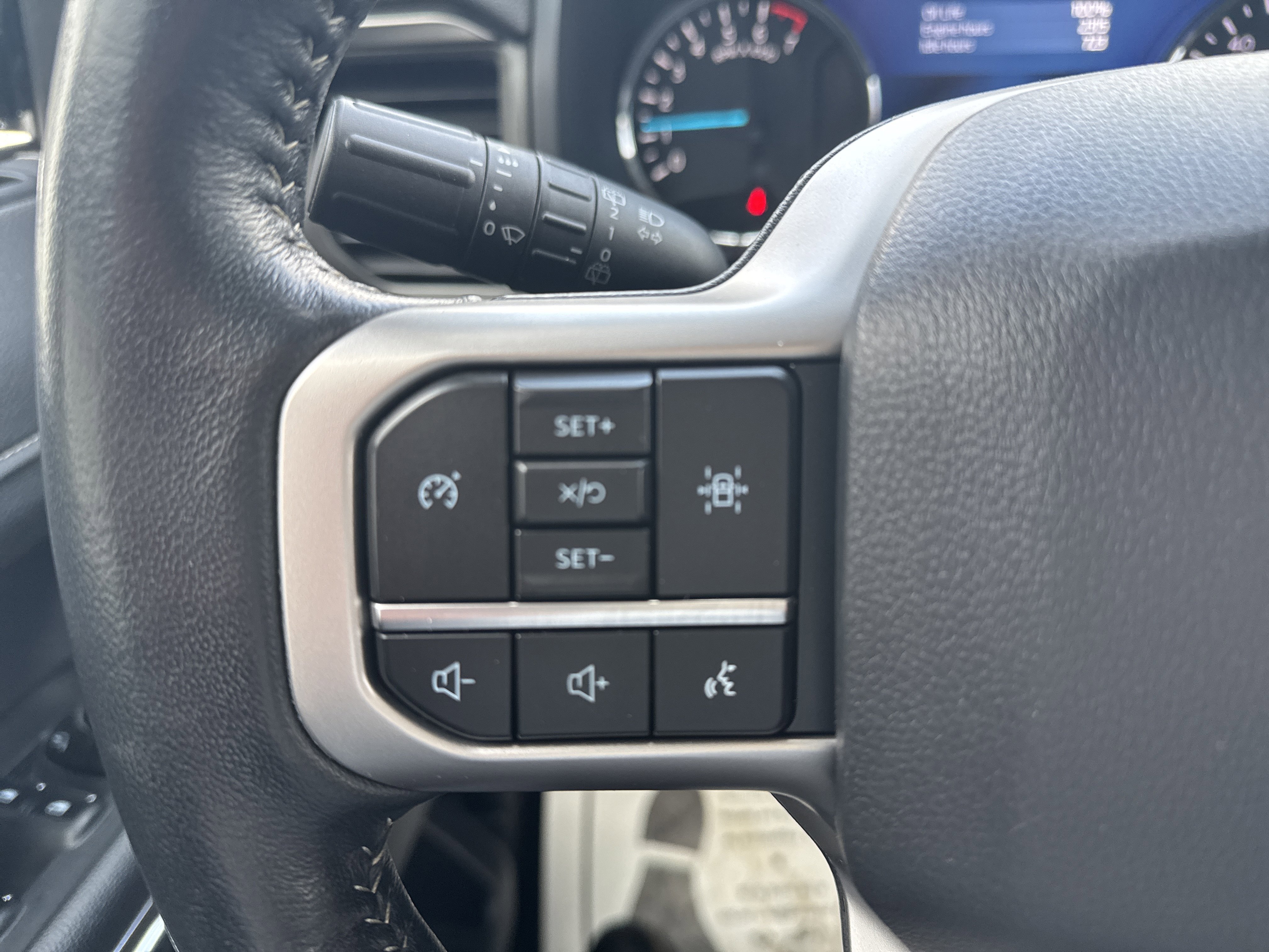 Certified 2024 Ford Expedition XLT AWD/4WD image 17