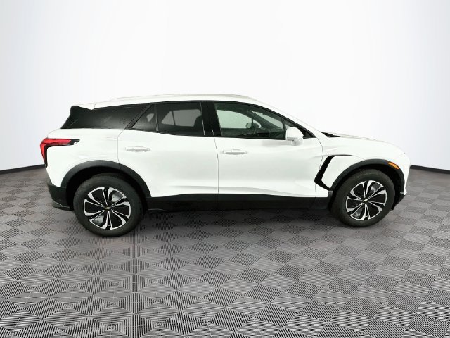 Used 2024 Chevrolet Blazer EV LT AWD/4WD image 14