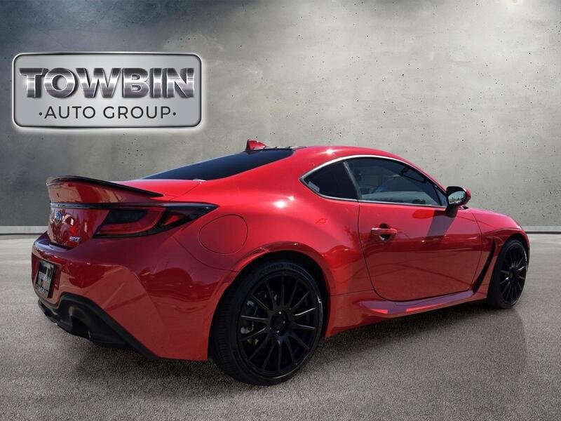 Used 2023 Subaru BRZ Limited RWD image 5