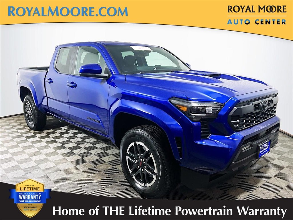 Certified 2025 Toyota Tacoma TRD Sport image 1