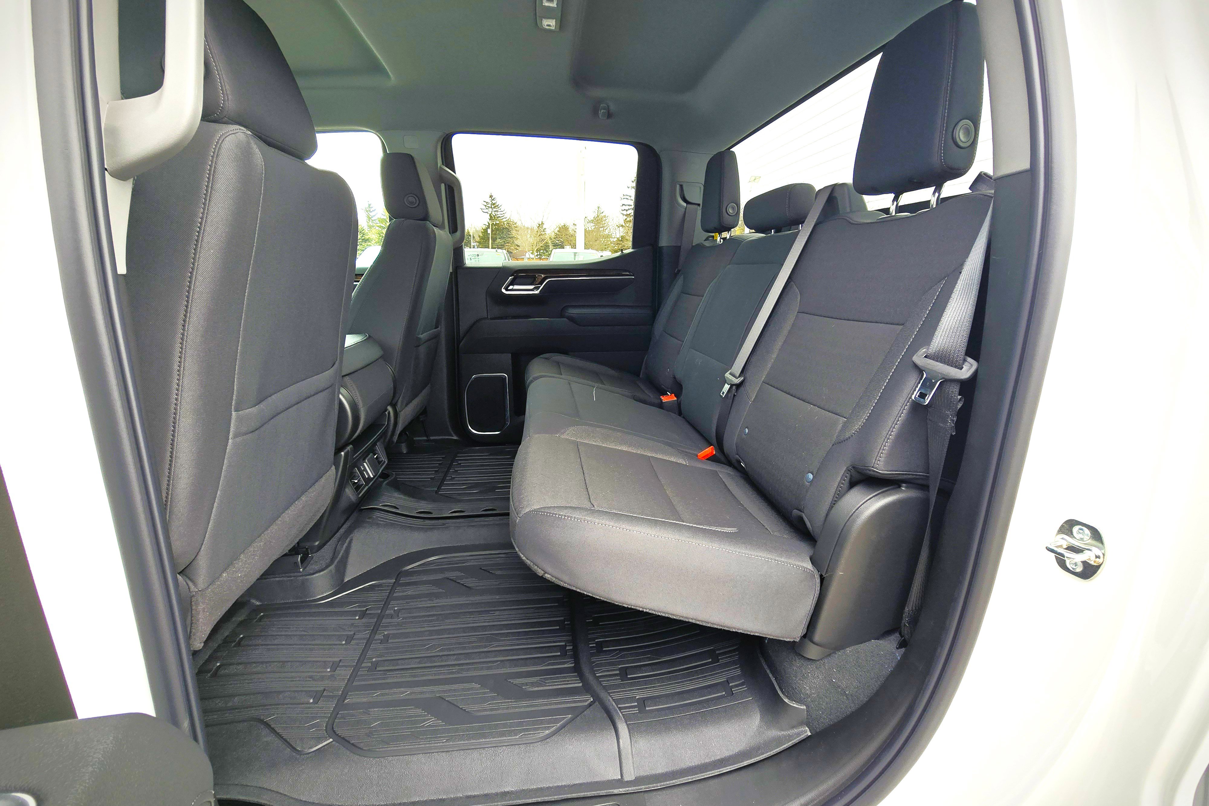 New 2026 GMC Sierra 1500 SLE w/ X31 Off-Road Package image 14