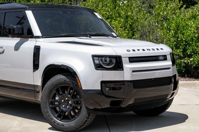 New 2026 Land Rover Defender 110 X-Dynamic SE AWD/4WD image 8