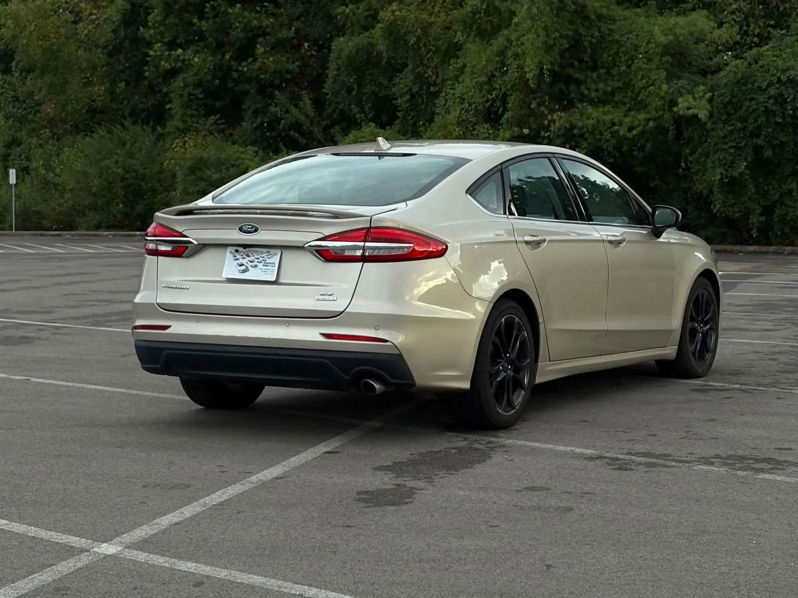 Used 2019 Ford Fusion SE w/ Equipment Group 151A image 5