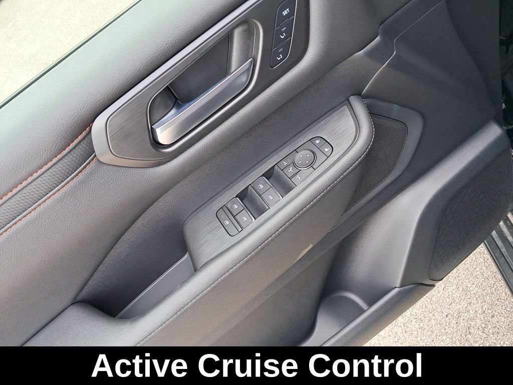 New 2025 Nissan Armada PRO-4X AWD/4WD image 12