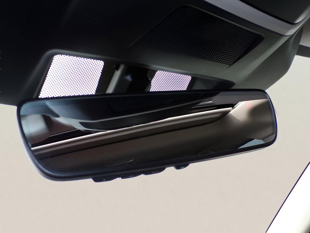 Certified 2025 Subaru Outback Premium image 23