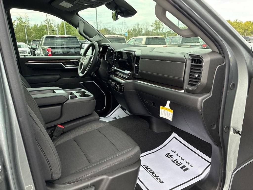 New 2026 Chevrolet Silverado 1500 RST w/ RST Select Package AWD/4WD image 35