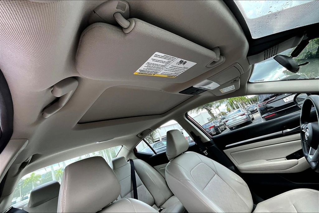 Used 2024 Nissan Altima 2.5 SL image 13