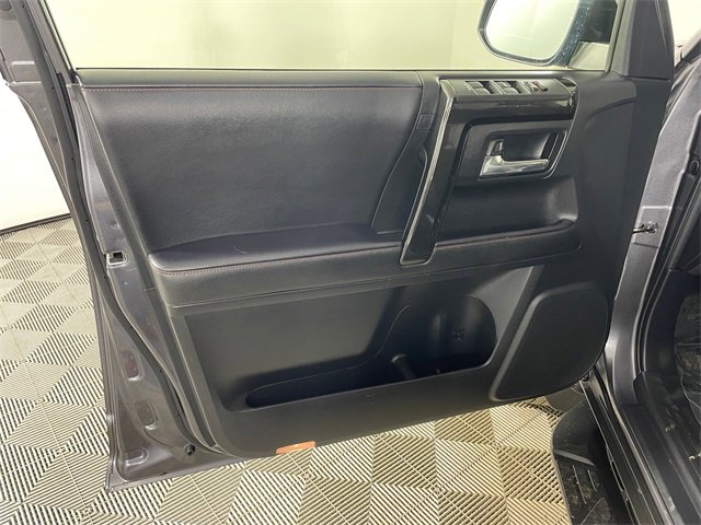 Used 2021 Toyota 4Runner TRD Off-Road Premium image 19