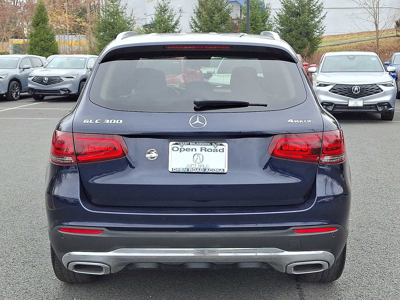 Used 2022 Mercedes-Benz GLC 300 4MATIC image 5