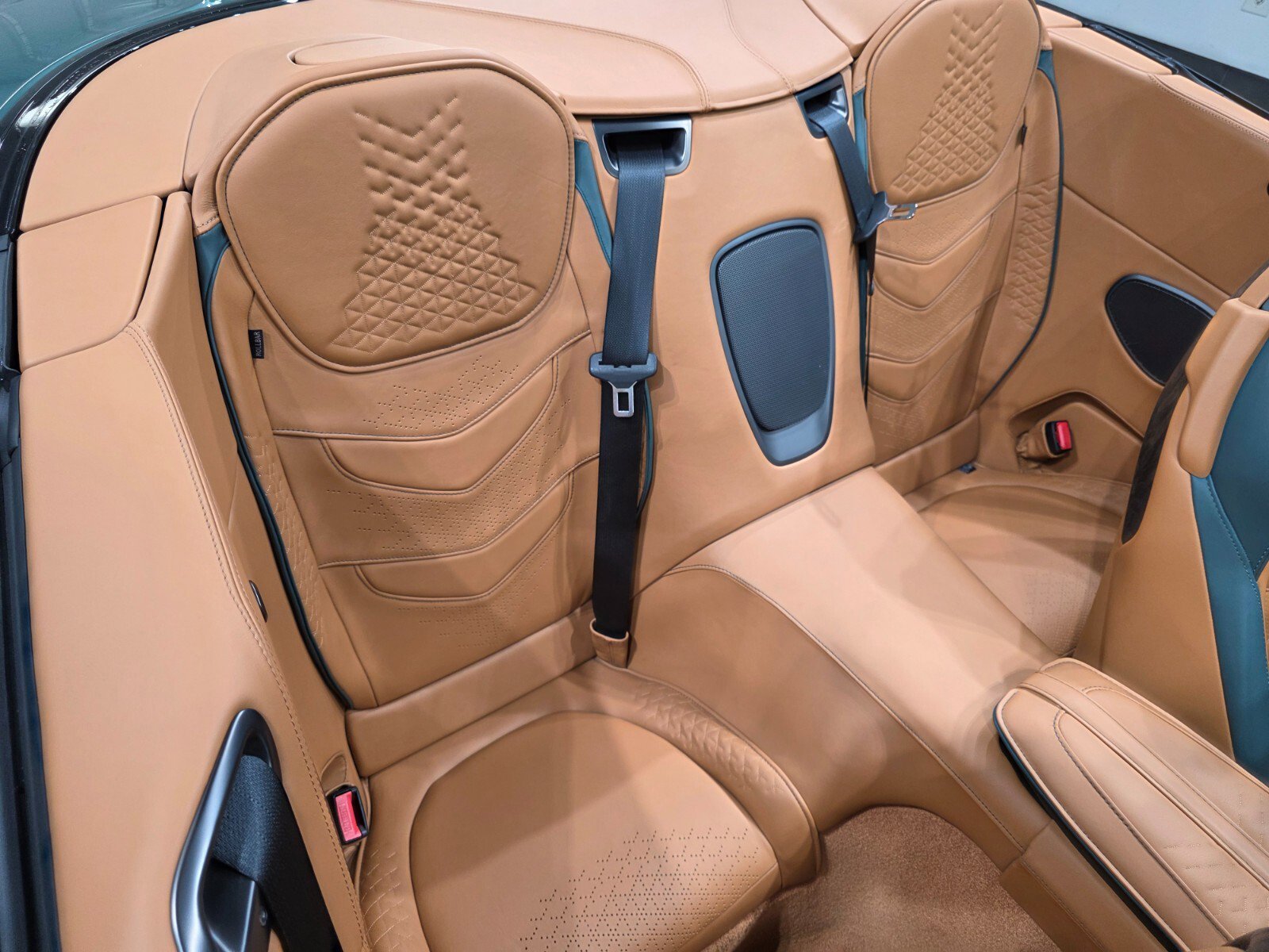 Used 2023 Aston Martin DBS Superleggera Volante image 21