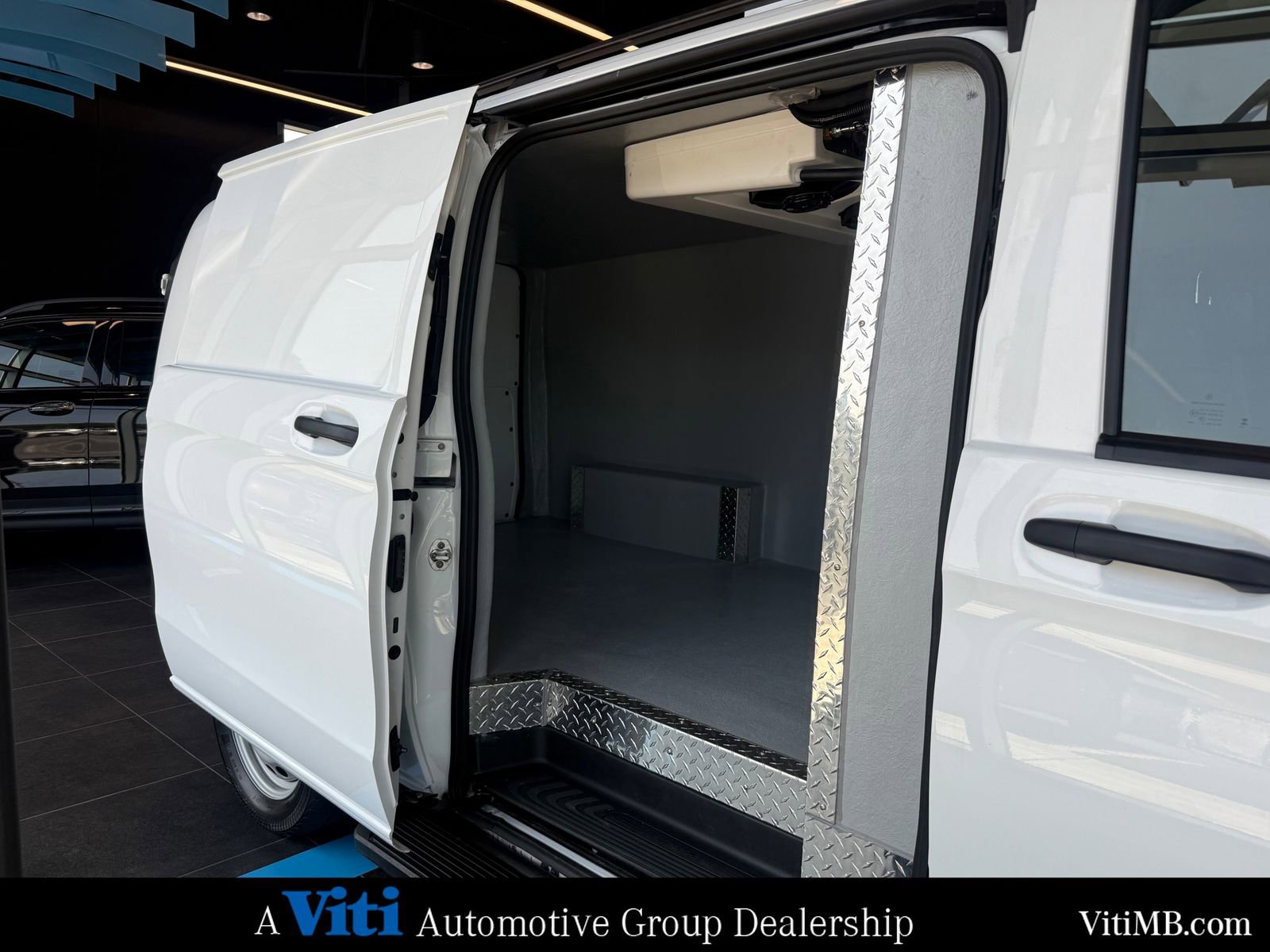 Used 2023 Mercedes-Benz Metris image 22