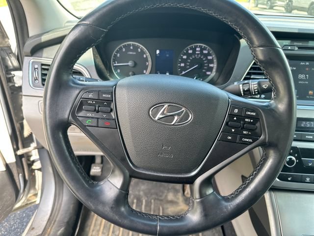 Used 2017 Hyundai Sonata Sport w/ Value Edition Package 02 FWD image 13