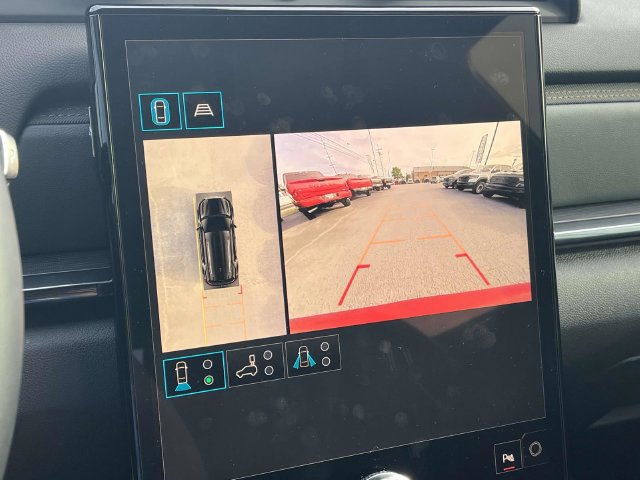 Used 2026 GMC Terrain AT4 w/ Convenience Package III AWD/4WD image 31
