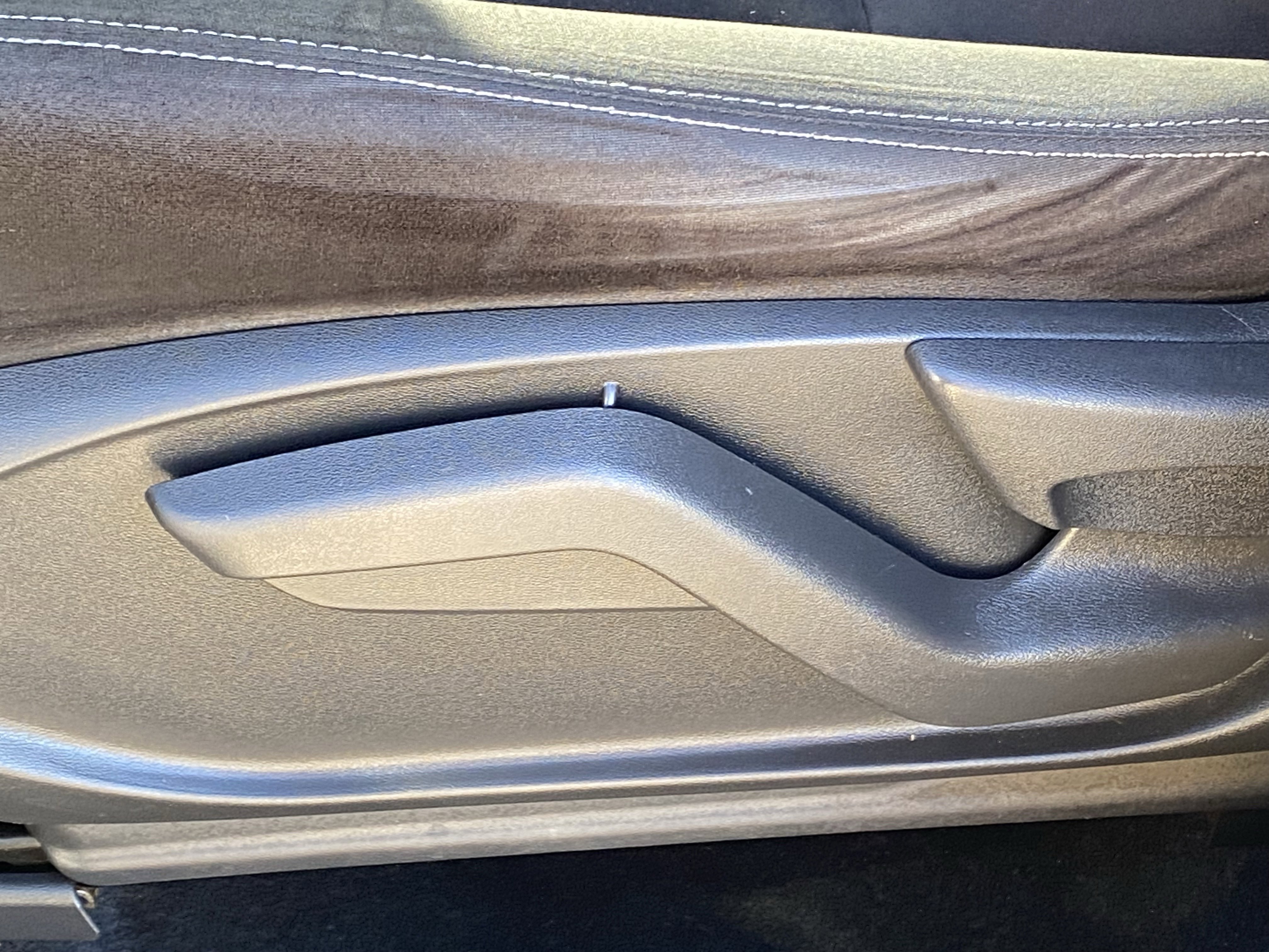 Used 2015 Nissan Murano S w/ Navigation Package image 28