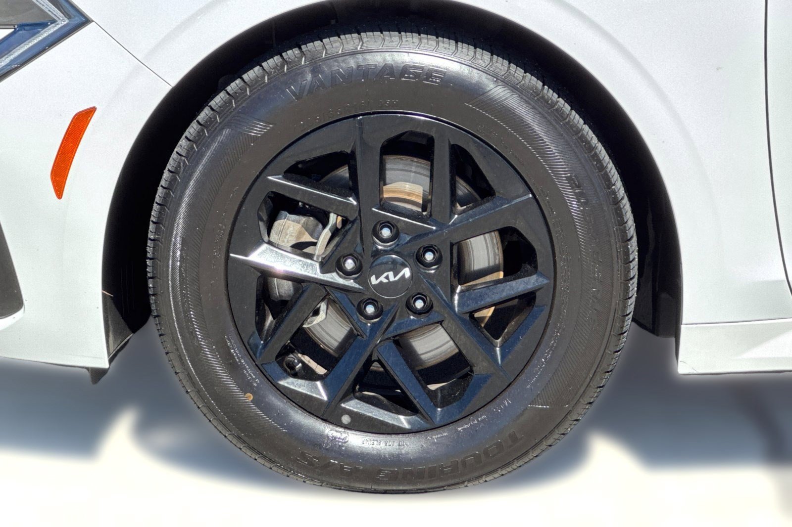 Used 2025 Kia K5 LXS image 10