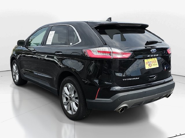 Certified 2023 Ford Edge Titanium AWD/4WD image 5