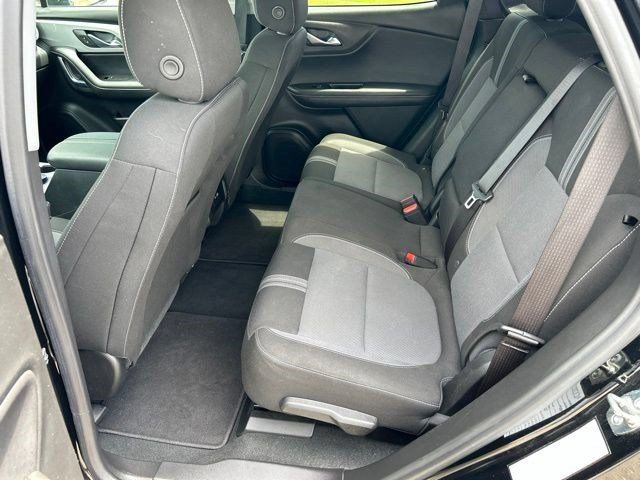 Used 2025 Chevrolet Blazer LT FWD image 36