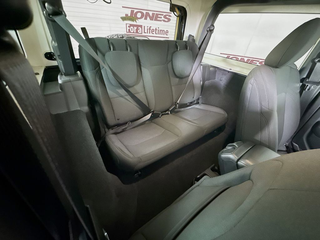 Used 2023 Jeep Wrangler Sport AWD/4WD image 29