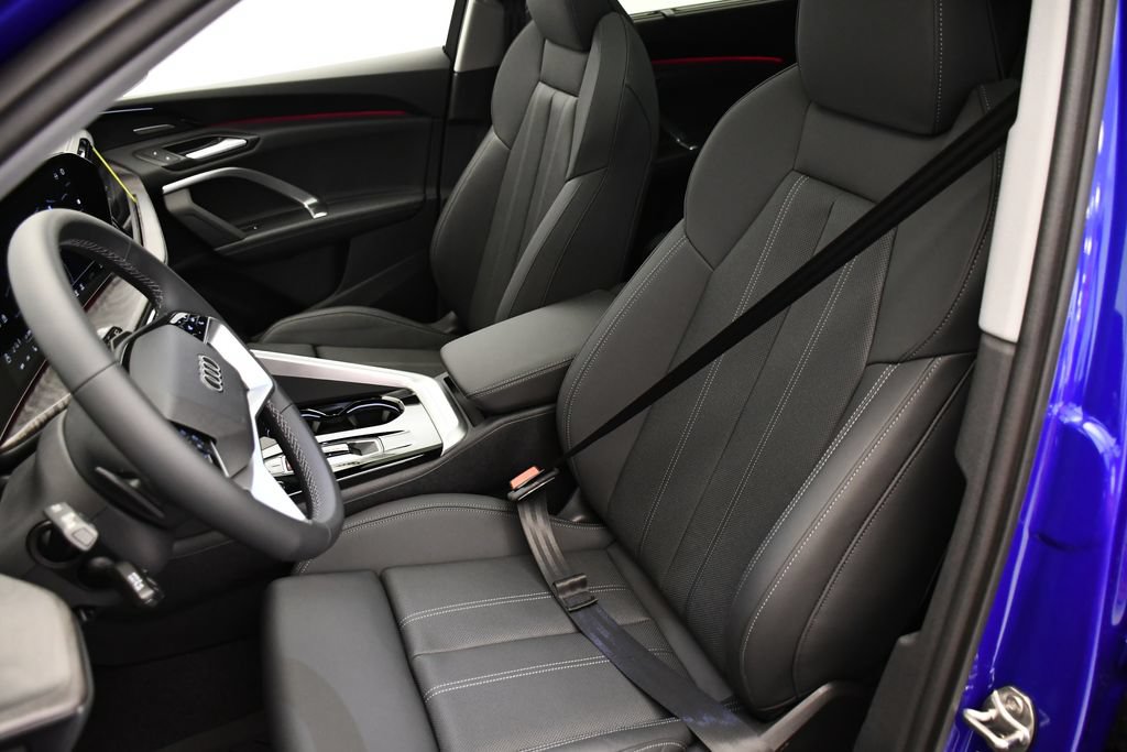 Used 2025 Audi Q5 Prestige w/ 20" Wheel Package AWD/4WD image 37