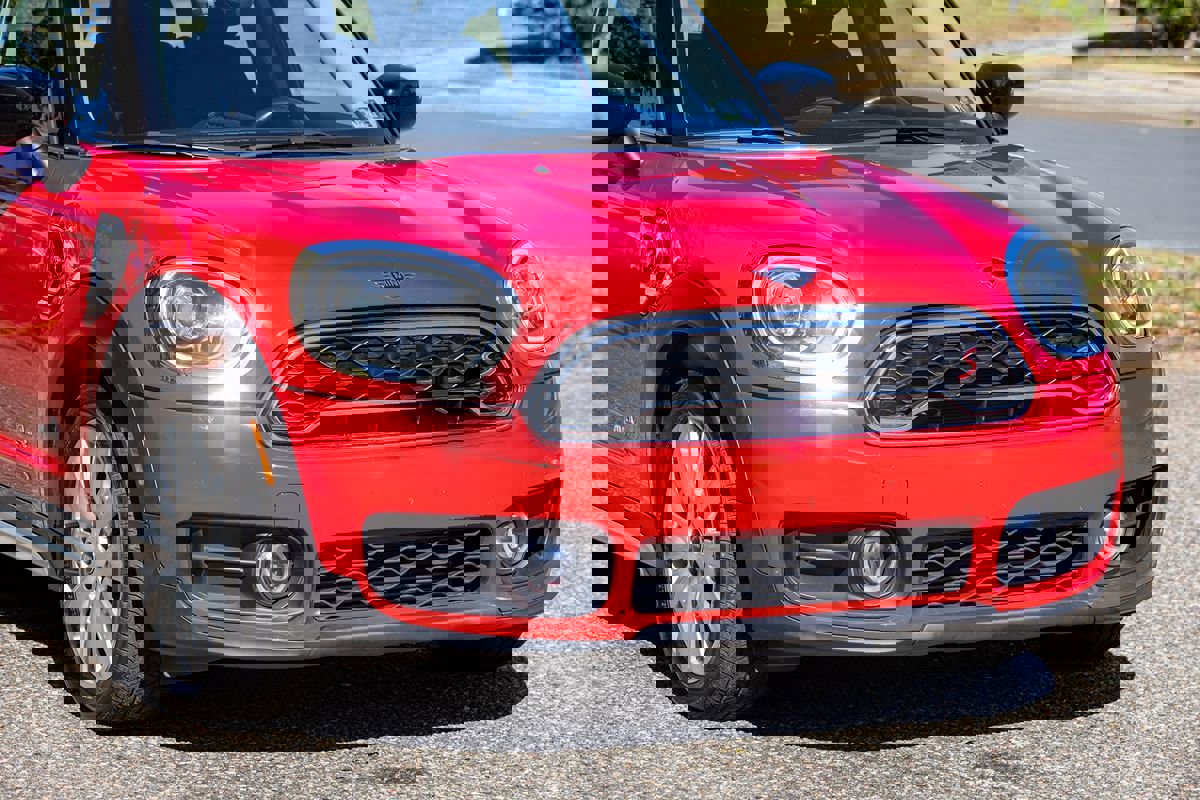 Used 2020 MINI Cooper Countryman S w/ Premium Package image 6