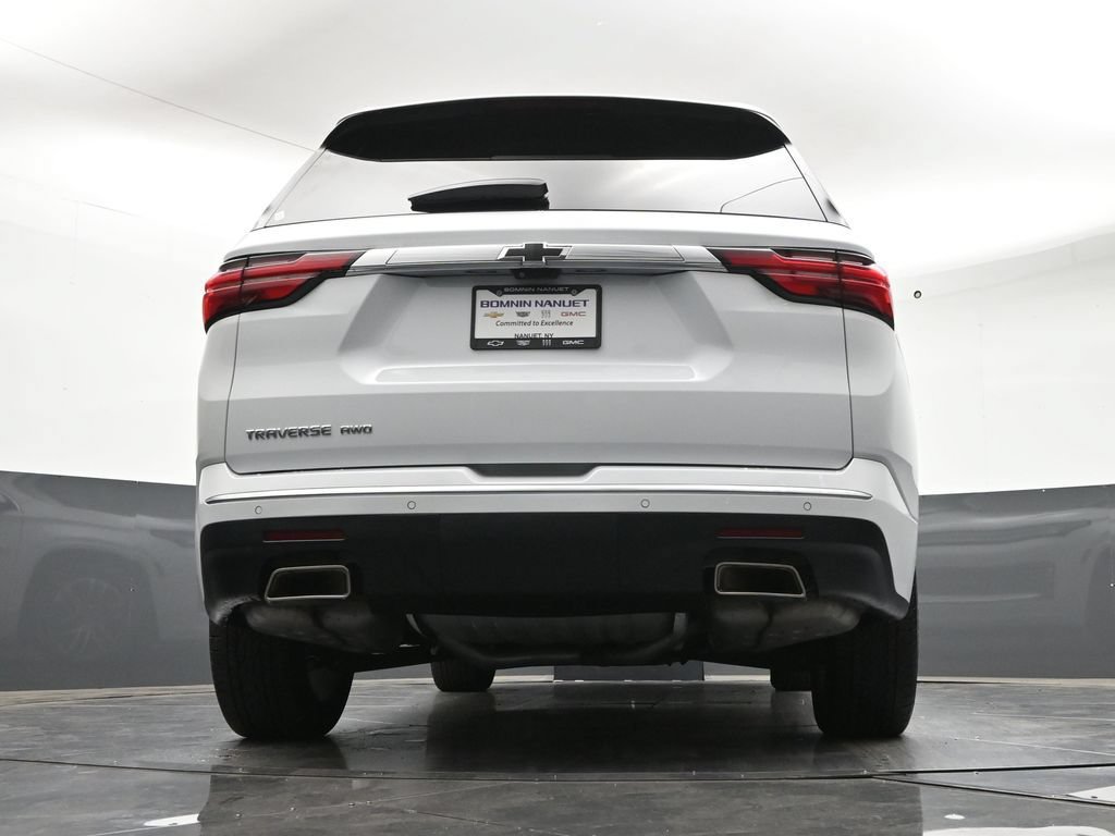 Used 2023 Chevrolet Traverse High Country w/ LPO, Floor Liner Package AWD/4WD image 27