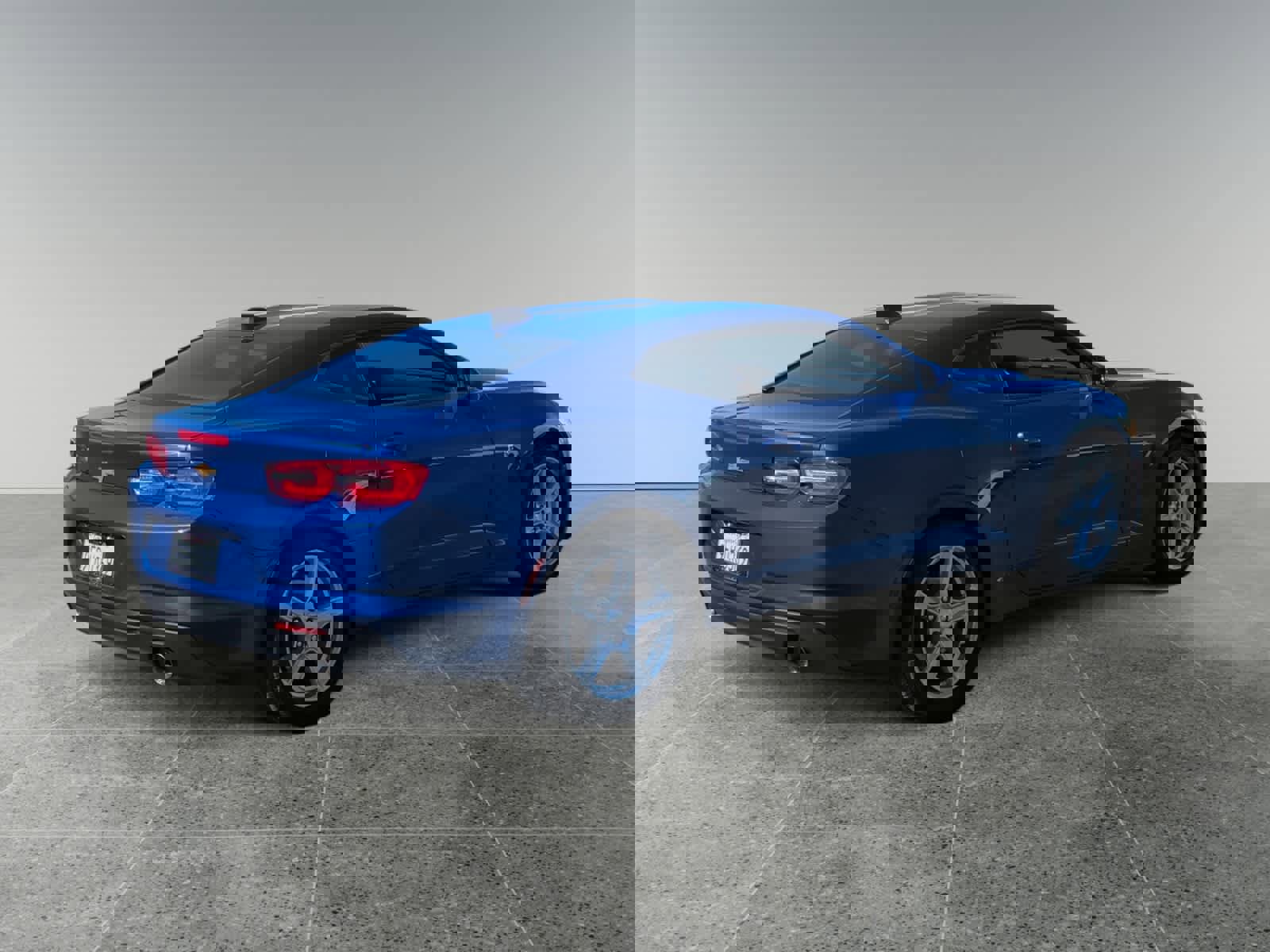 Used 2023 Chevrolet Camaro LT image 5