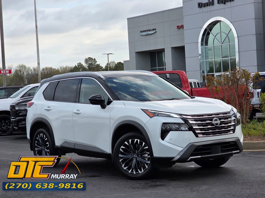 Used 2025 Nissan Rogue SL w/ Tech Package image 1