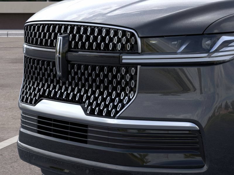 New 2026 Lincoln Navigator L Reserve AWD/4WD image 17