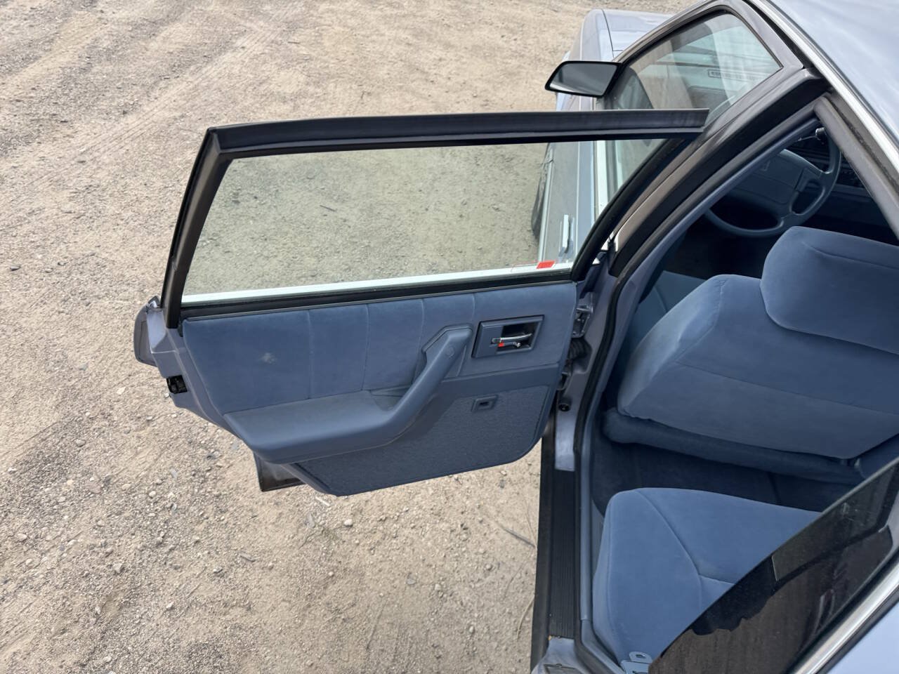 Used 1996 Oldsmobile Cutlass Ciera SL FWD image 22